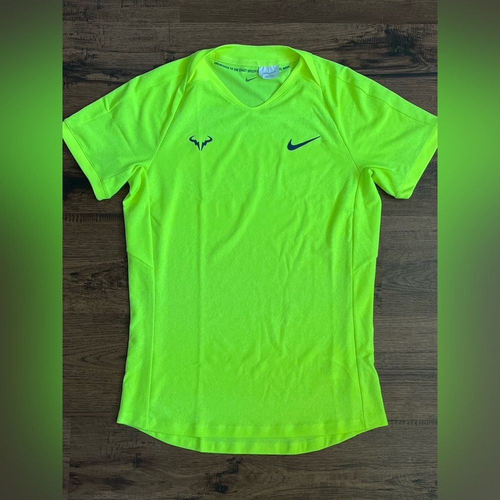 Rare Nike Court Dri Fit Rafa Nadal PE Custom Tennis Shirt Volt sz custom/mens M